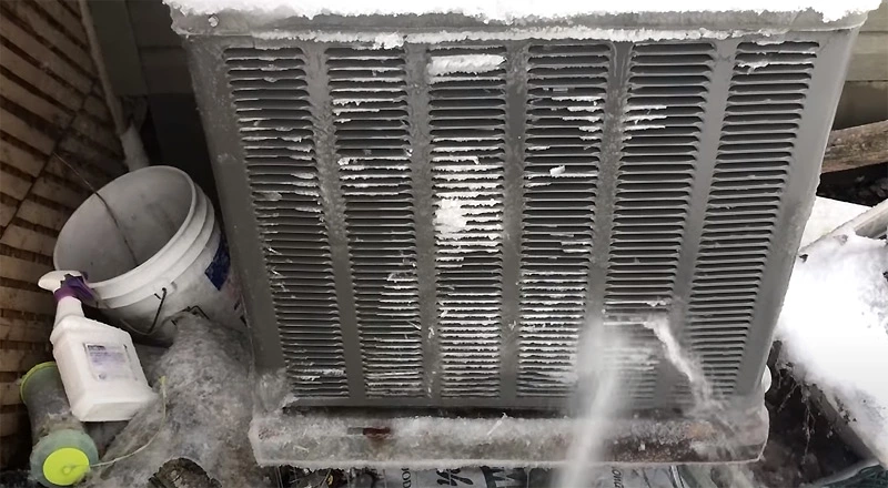Running air conditioner in cold weather